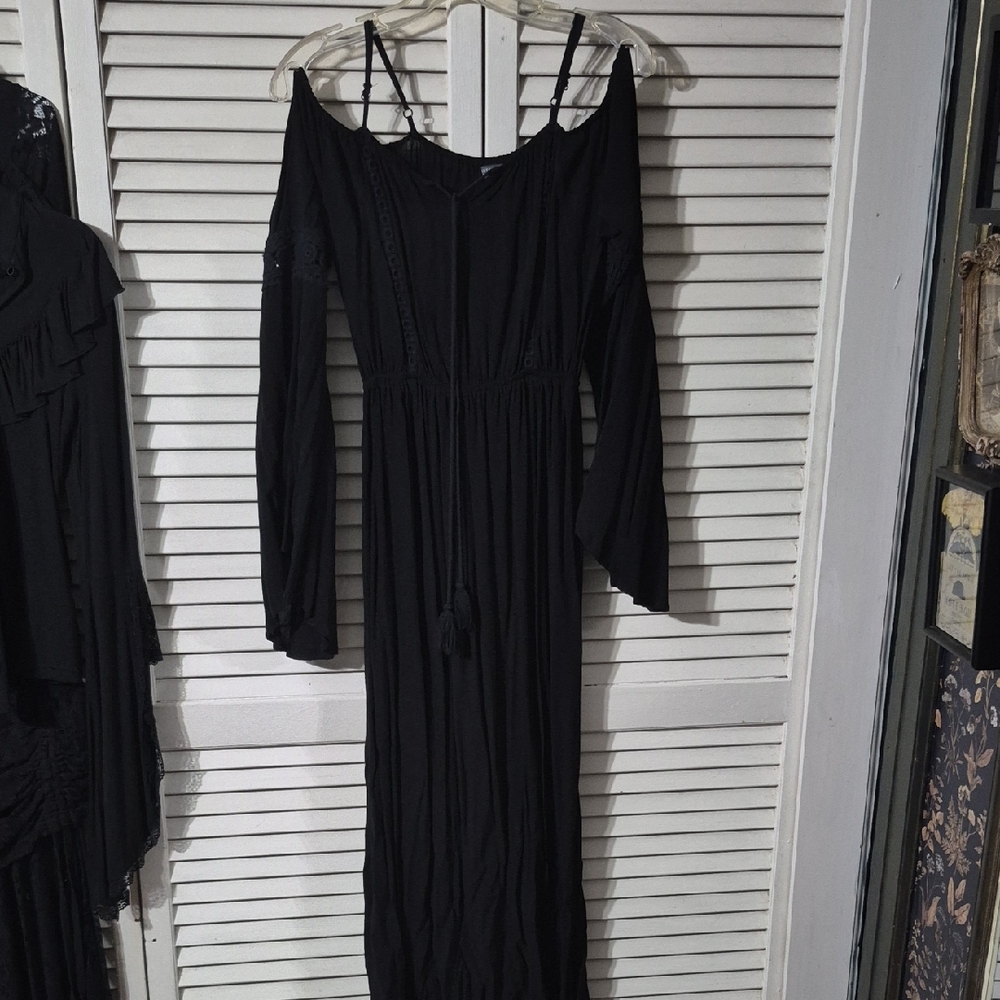 Chic Black Long Sleeve Dress